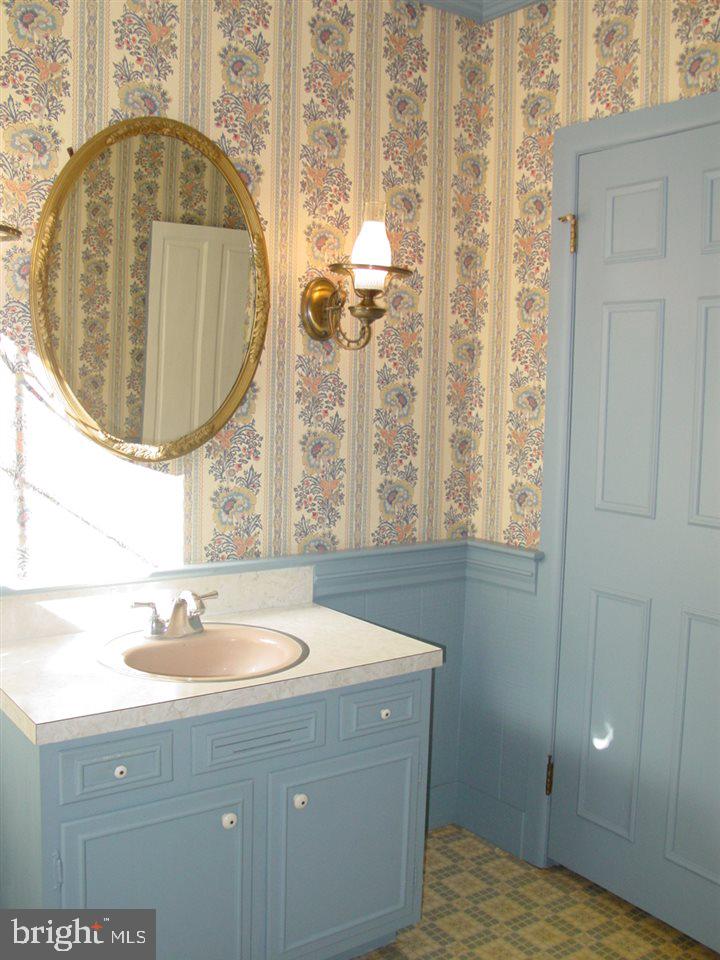 5495 Harmony Grove Road Dover, PA 17315 - Photo 15 of 36