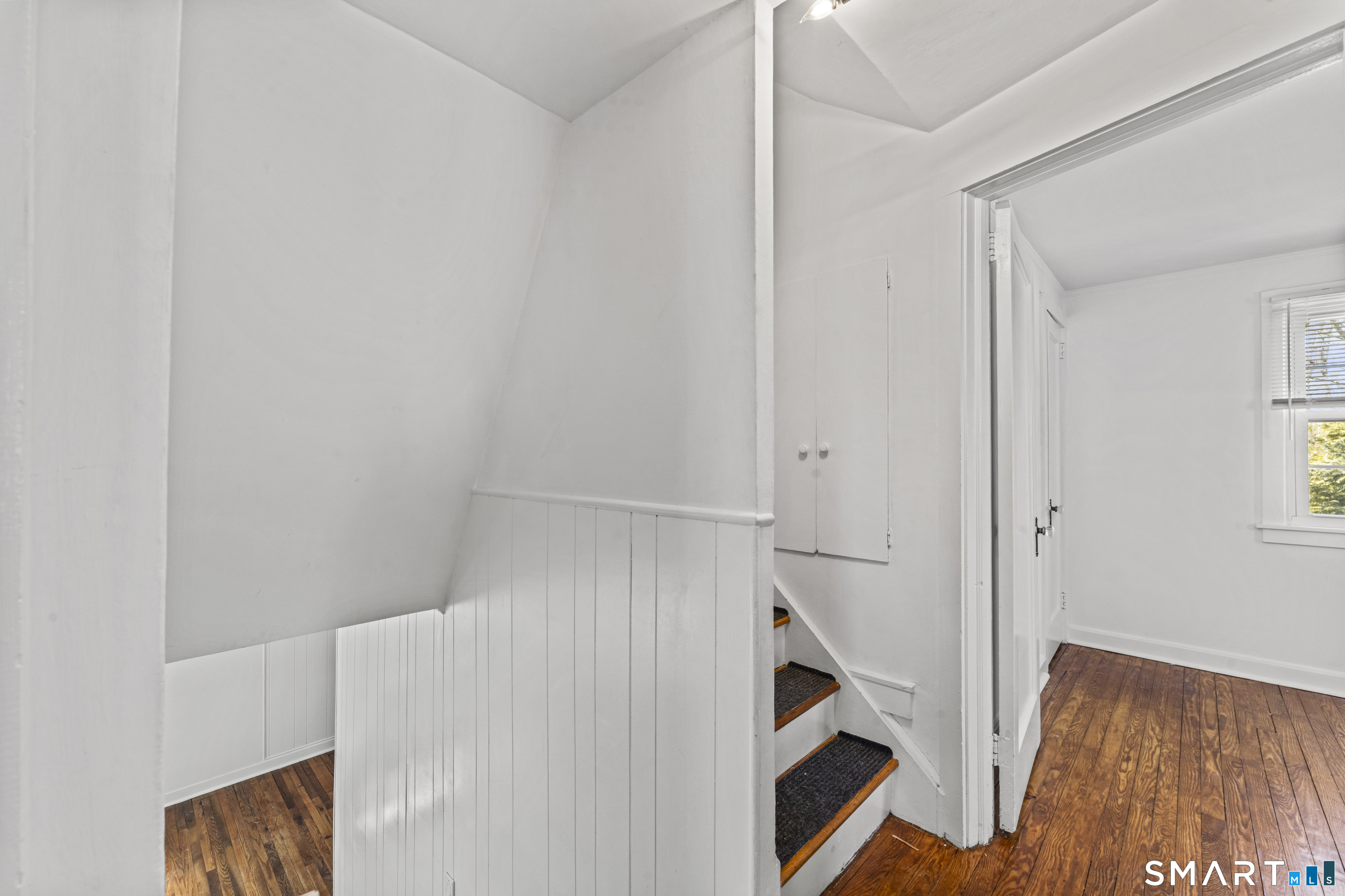 167 Hollow Tree Ridge Road Darien, CT 06820 - Photo 24 of 38 a view of an empty room