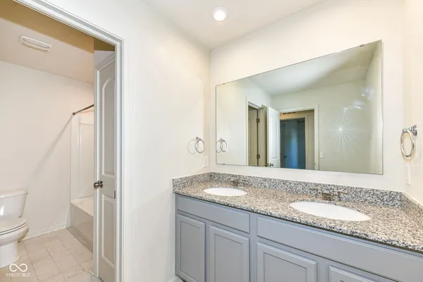 $325,000 | 13533 Dewpoint Lane, Fishers, IN 46037