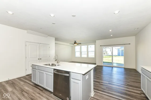 $330,000 | 13533 Dewpoint Lane, Fishers, IN 46037