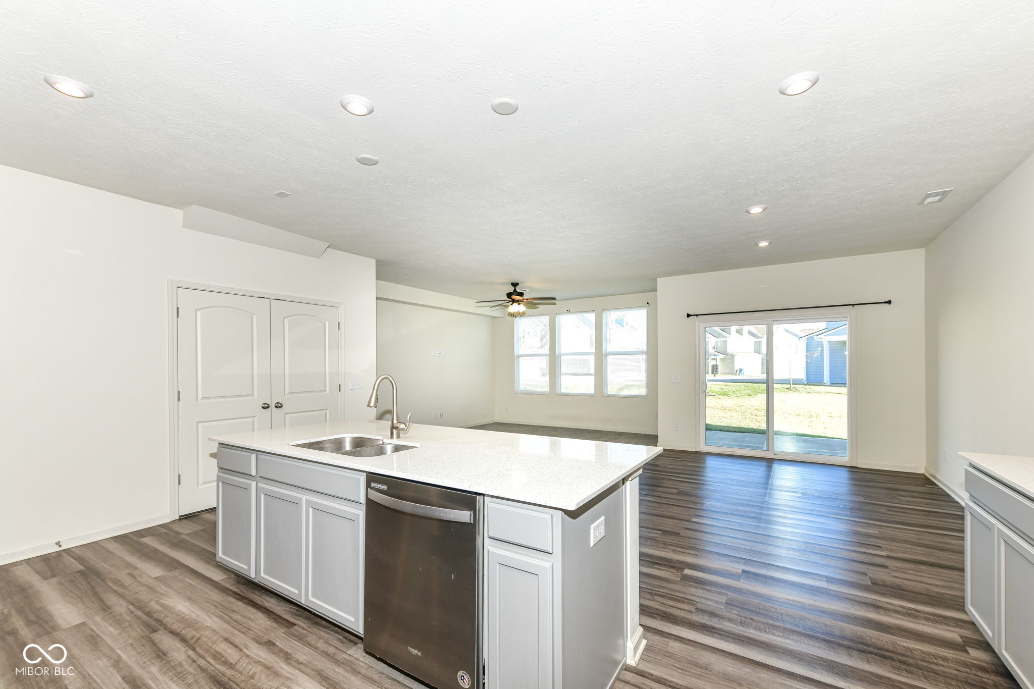 13533 Dewpoint Lane Fishers, IN 46037 - Photo 7 of 33