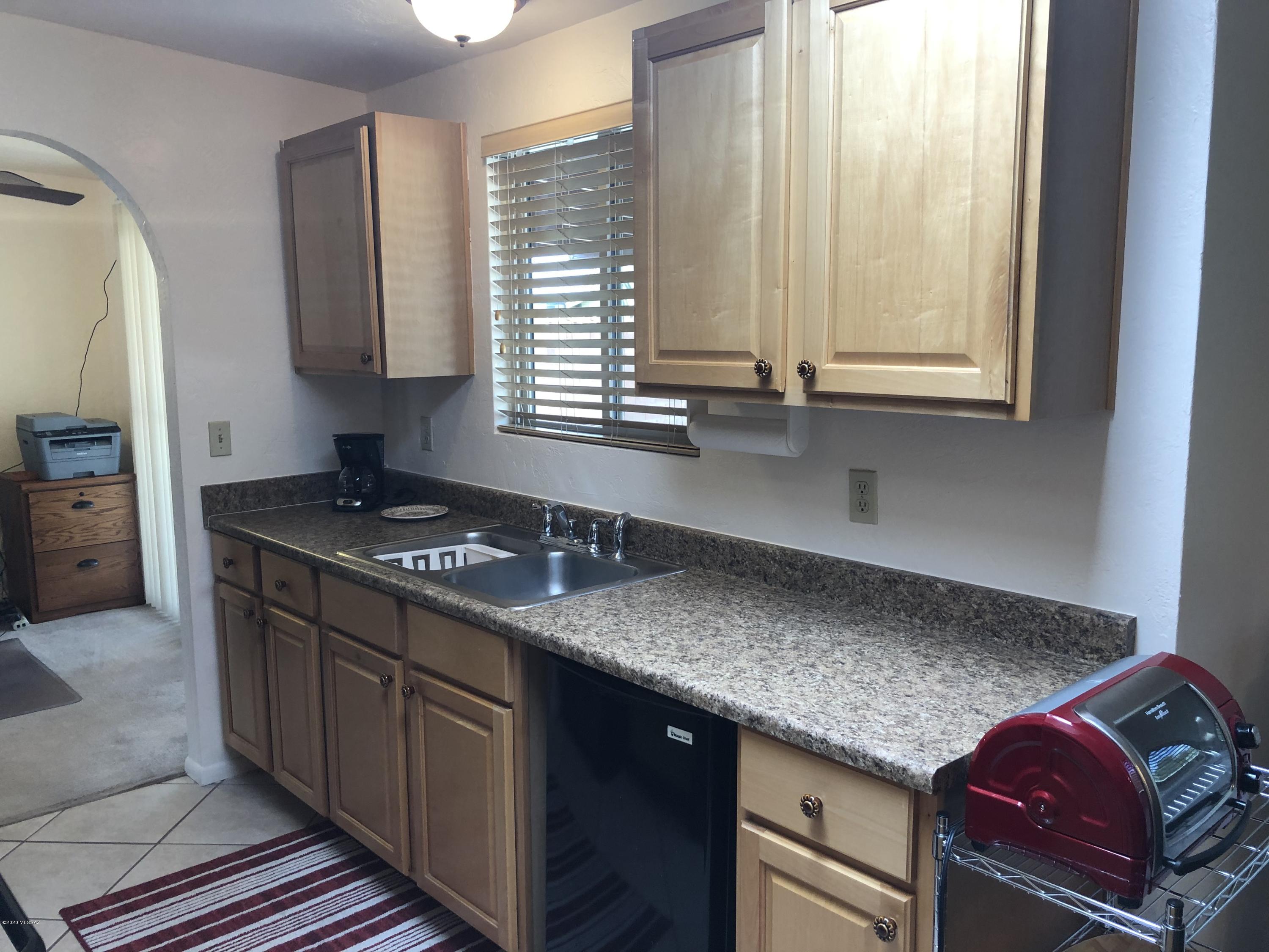 7455 East Random Ridge Drive Tucson, AZ 85710 - Photo 9 of 24