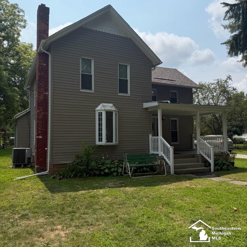 437 Monroe Street Carleton, MI 48117 - Photo 1 of 28 Gallery Image 1