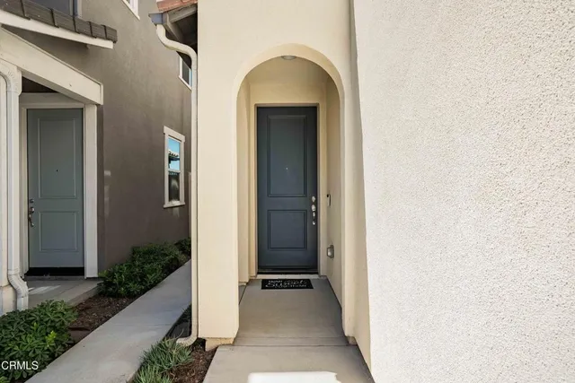 $665,000 | 344 Campbell Court, Santa Paula, CA 93060