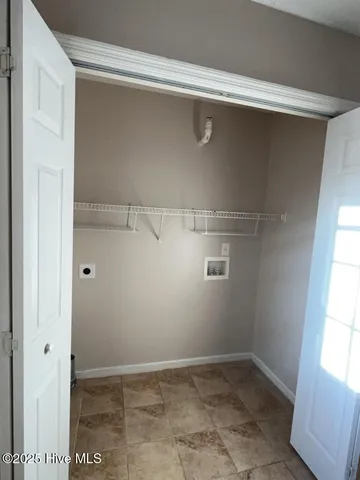 $1,100 | 809 Timberlake Trail, Jacksonville, NC 28546