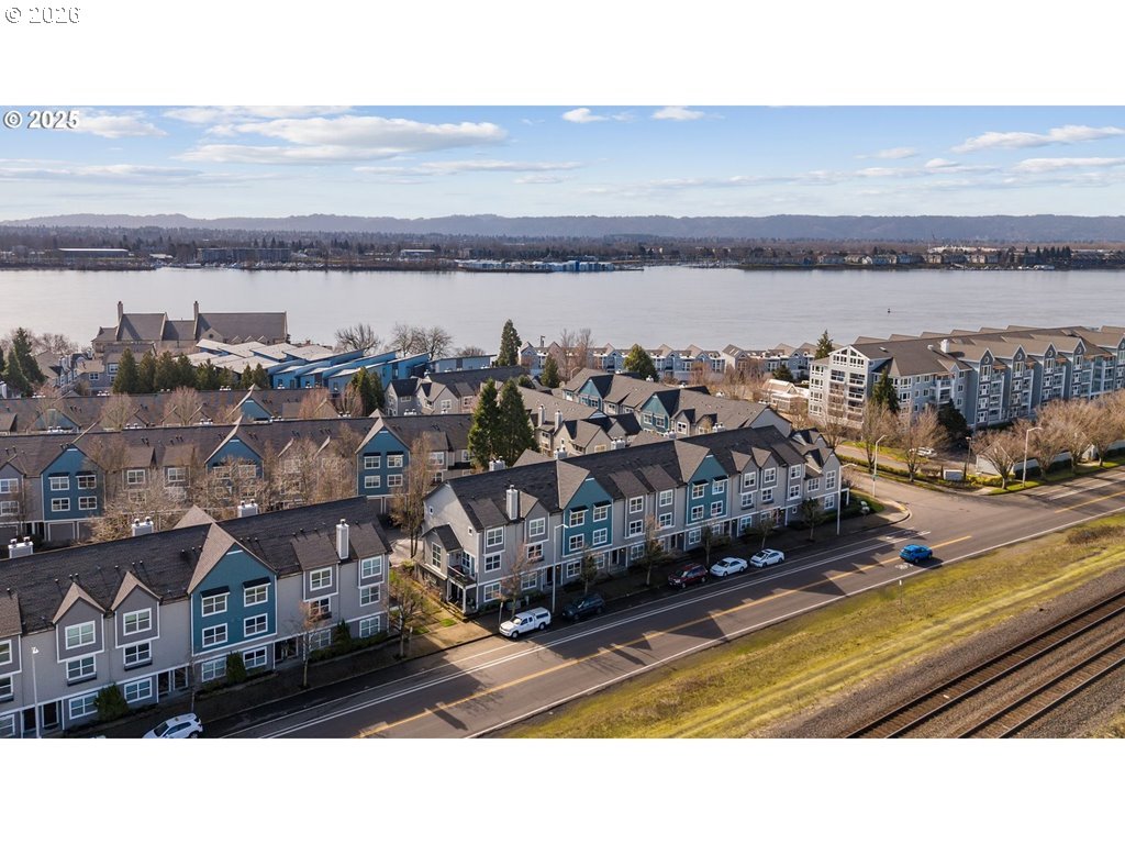 1816 Southeast Cutter Lane Vancouver, WA 98661 - Photo 36 of 43 a view of a city