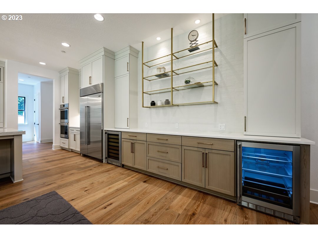 1012 Lake Front Road Lake Oswego, OR 97034 - Photo 11 of 43 Gallery Image 11