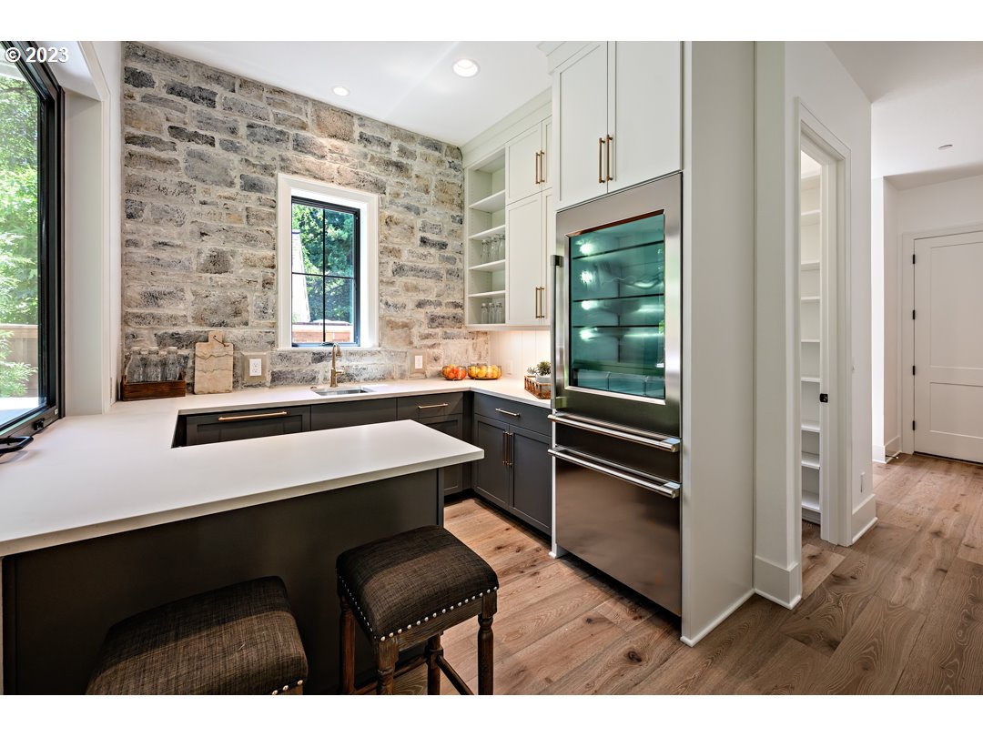 1012 Lake Front Road Lake Oswego, OR 97034 - Photo 14 of 43 Gallery Image 14