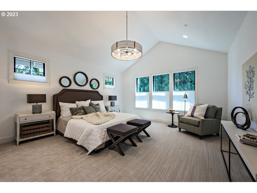1012 Lake Front Road Lake Oswego, OR 97034 - Photo 18 of 43 Gallery Image 18
