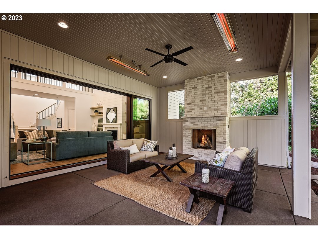 1012 Lake Front Road Lake Oswego, OR 97034 - Photo 27 of 43 Gallery Image 27