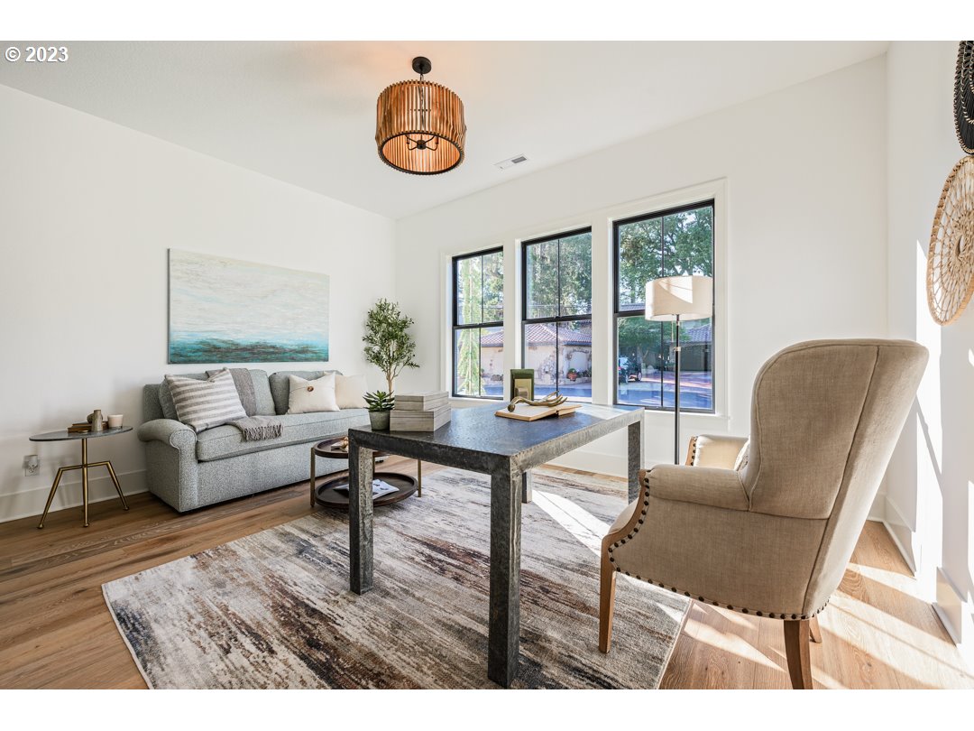 1012 Lake Front Road Lake Oswego, OR 97034 - Photo 3 of 43 Gallery Image 3