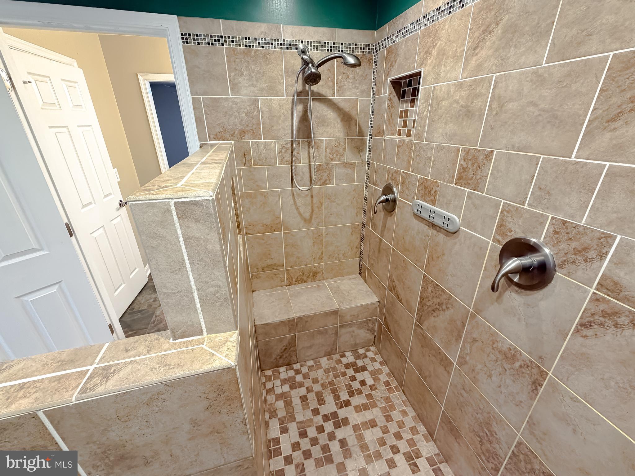 19830 Fall Court Great Mills, MD 20634 - Photo 26 of 47 a bathroom with a shower