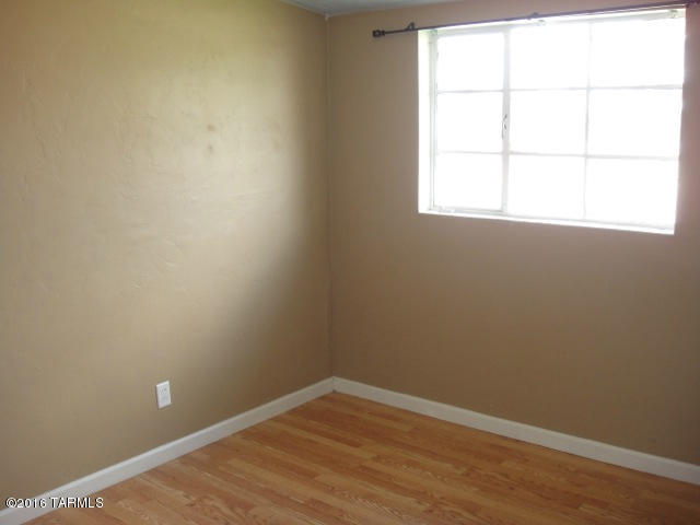 623 East Post Road Benson, AZ 85602 - Photo 29 of 48