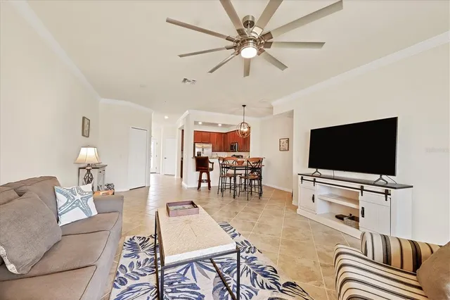 $2,400 | 20335 Lagente Circle, Venice, FL 34293