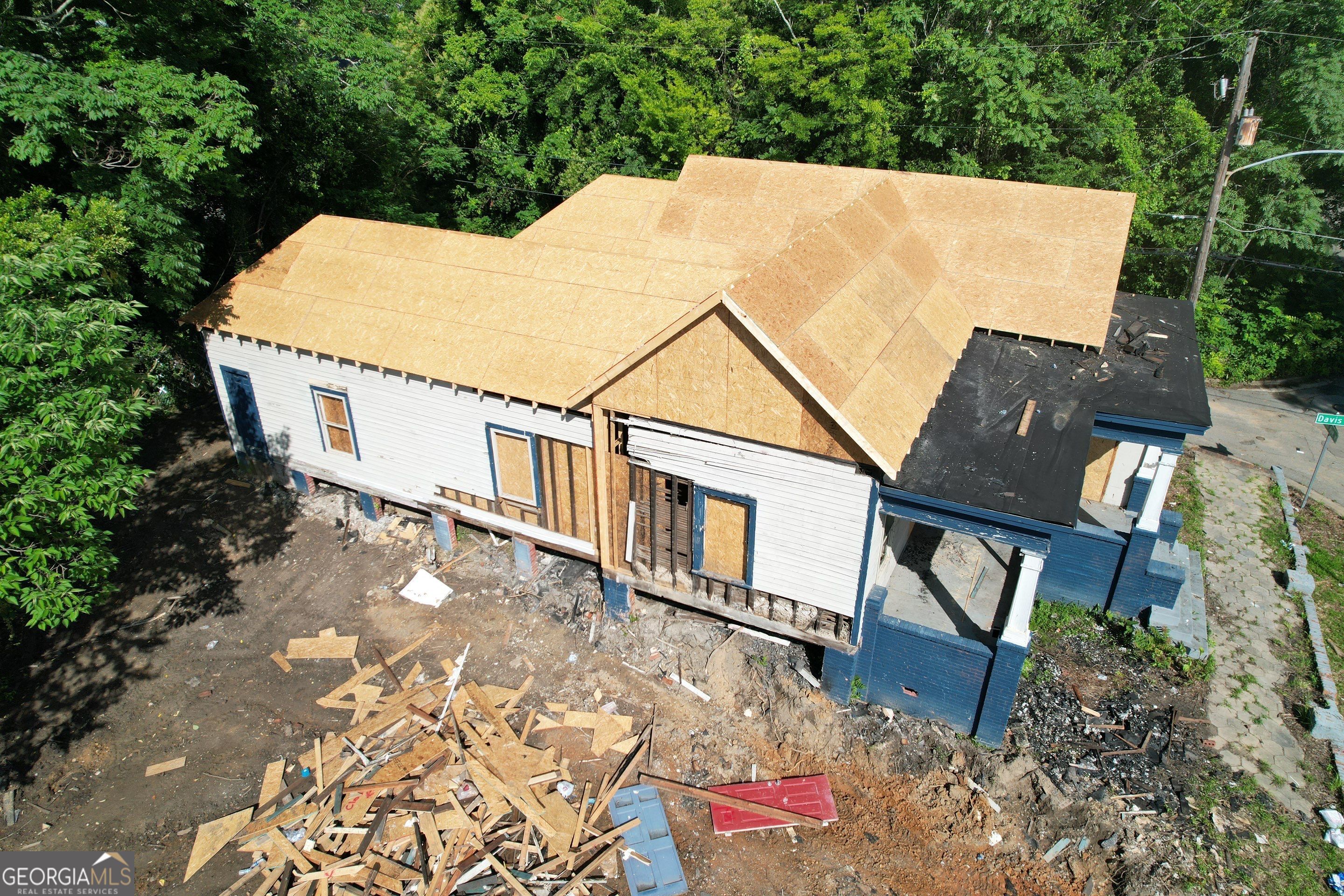 1812 5th Avenue West Macon, GA 31201 - Photo 4 of 22 an aerial view of a house with backyard