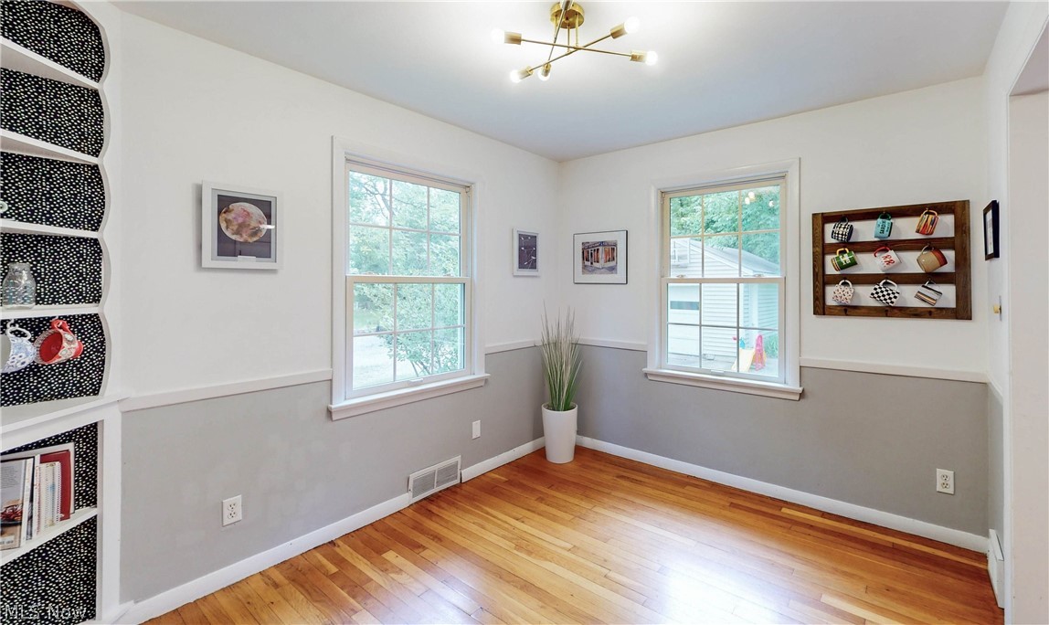124 Fairview Road Chagrin Falls, OH 44022 - Photo 6 of 25