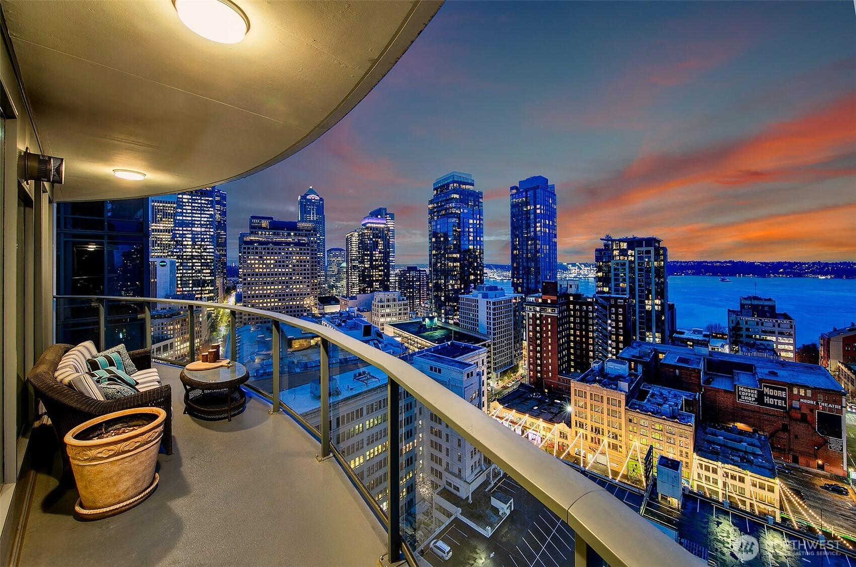 1920 4th Avenue, Unit 2303 Seattle, WA 98101 - Photo 1 of 40