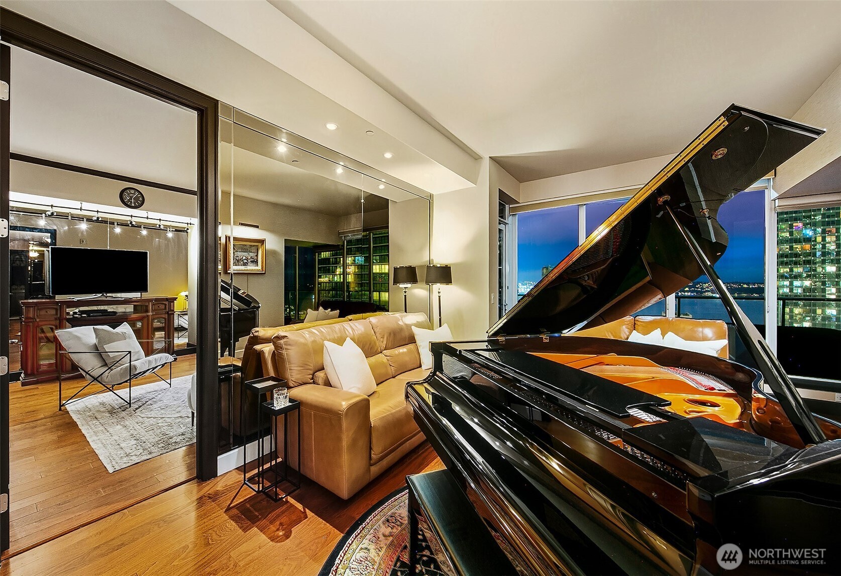 1920 4th Avenue, Unit 2303 Seattle, WA 98101 - Photo 19 of 40