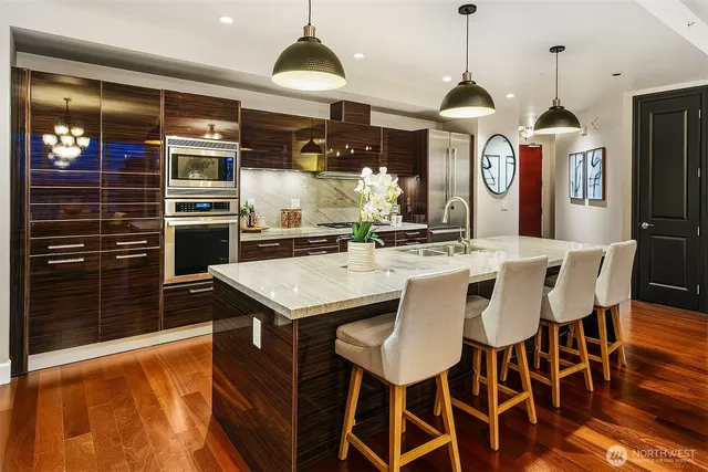 $1,775,000 | 1920 4th Avenue, Unit 2303, Seattle, WA 98101