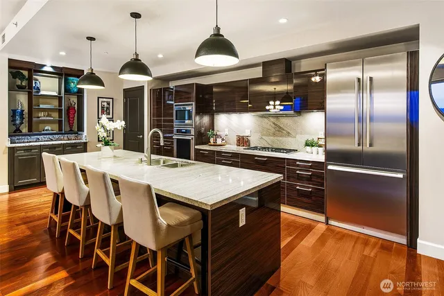 $1,775,000 | 1920 4th Avenue, Unit 2303, Seattle, WA 98101