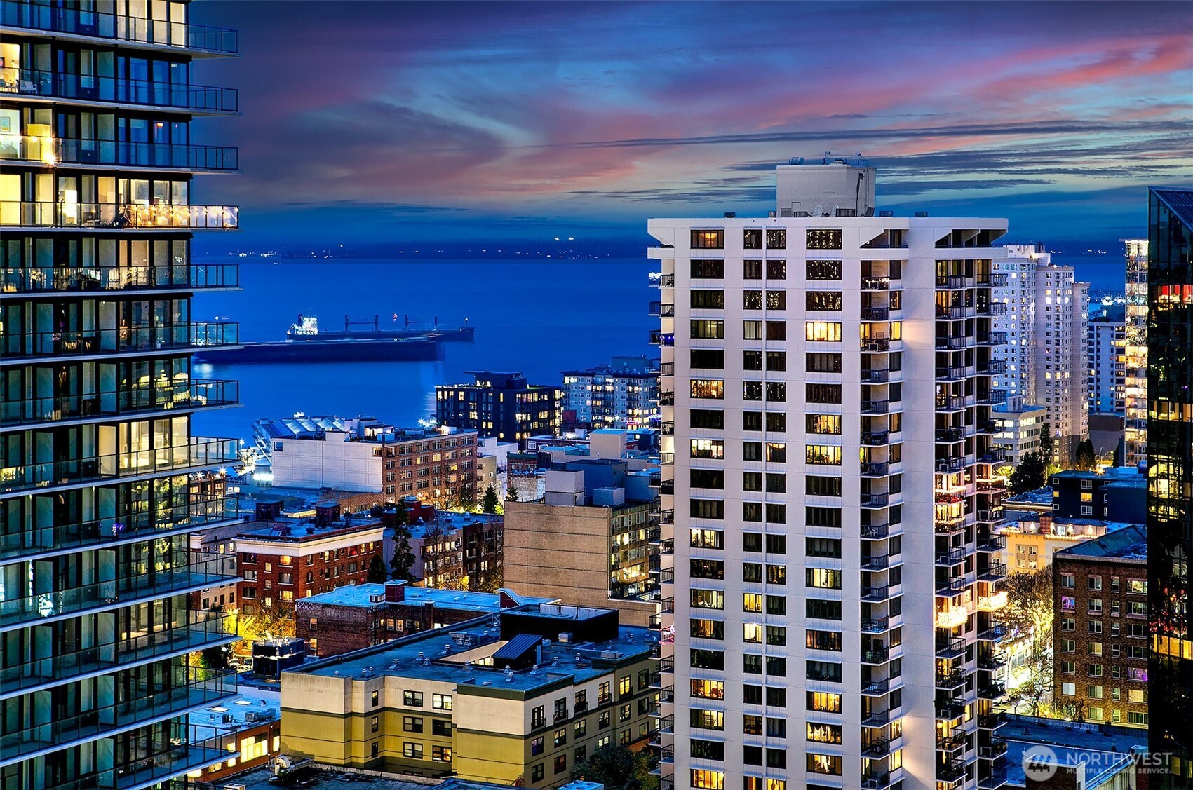 1920 4th Avenue, Unit 2303 Seattle, WA 98101 - Photo 2 of 40