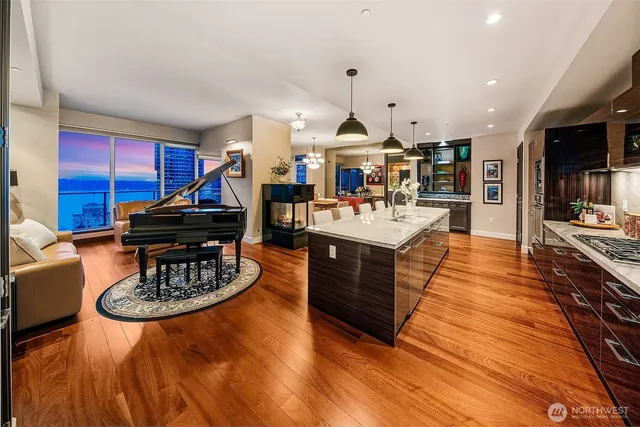 $1,775,000 | 1920 4th Avenue, Unit 2303, Seattle, WA 98101