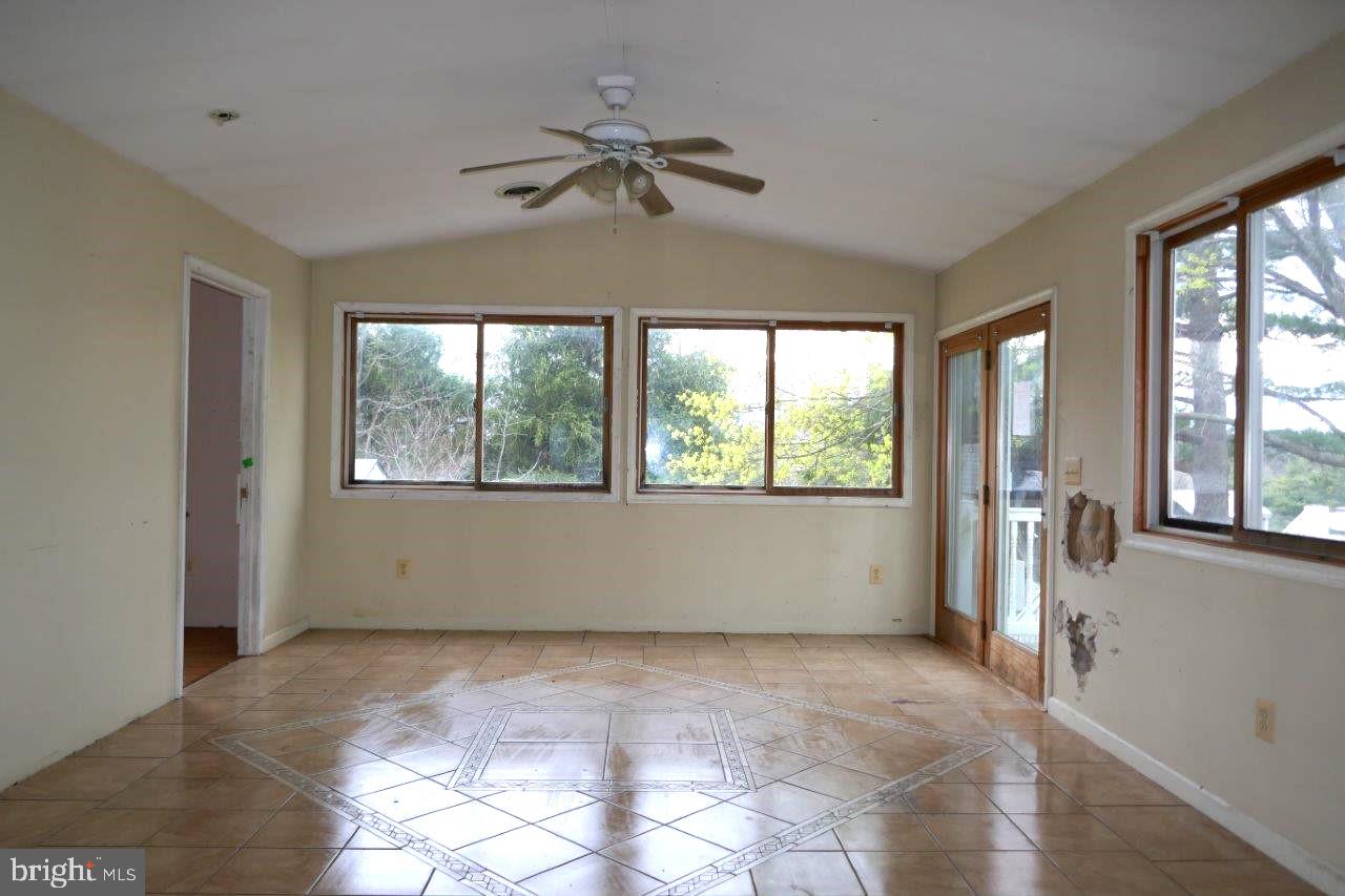 1212 Random Ridge Road Westminster, MD 21157 - Photo 4 of 21