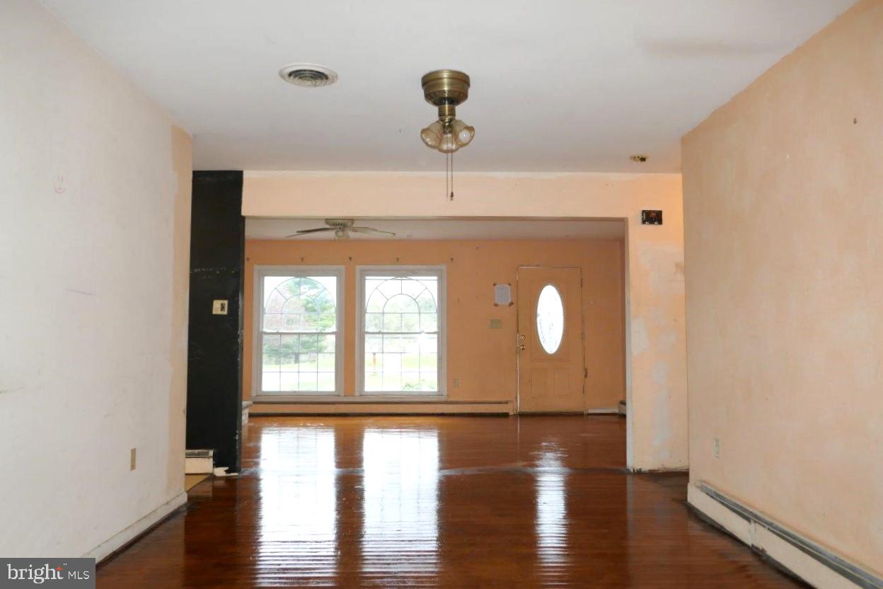 1212 Random Ridge Road Westminster, MD 21157 - Photo 5 of 21