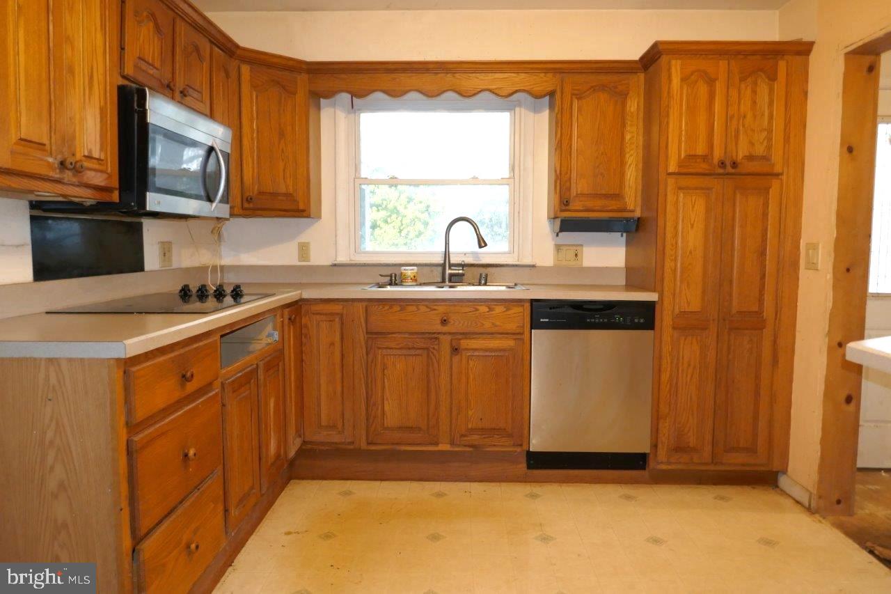 1212 Random Ridge Road Westminster, MD 21157 - Photo 9 of 21