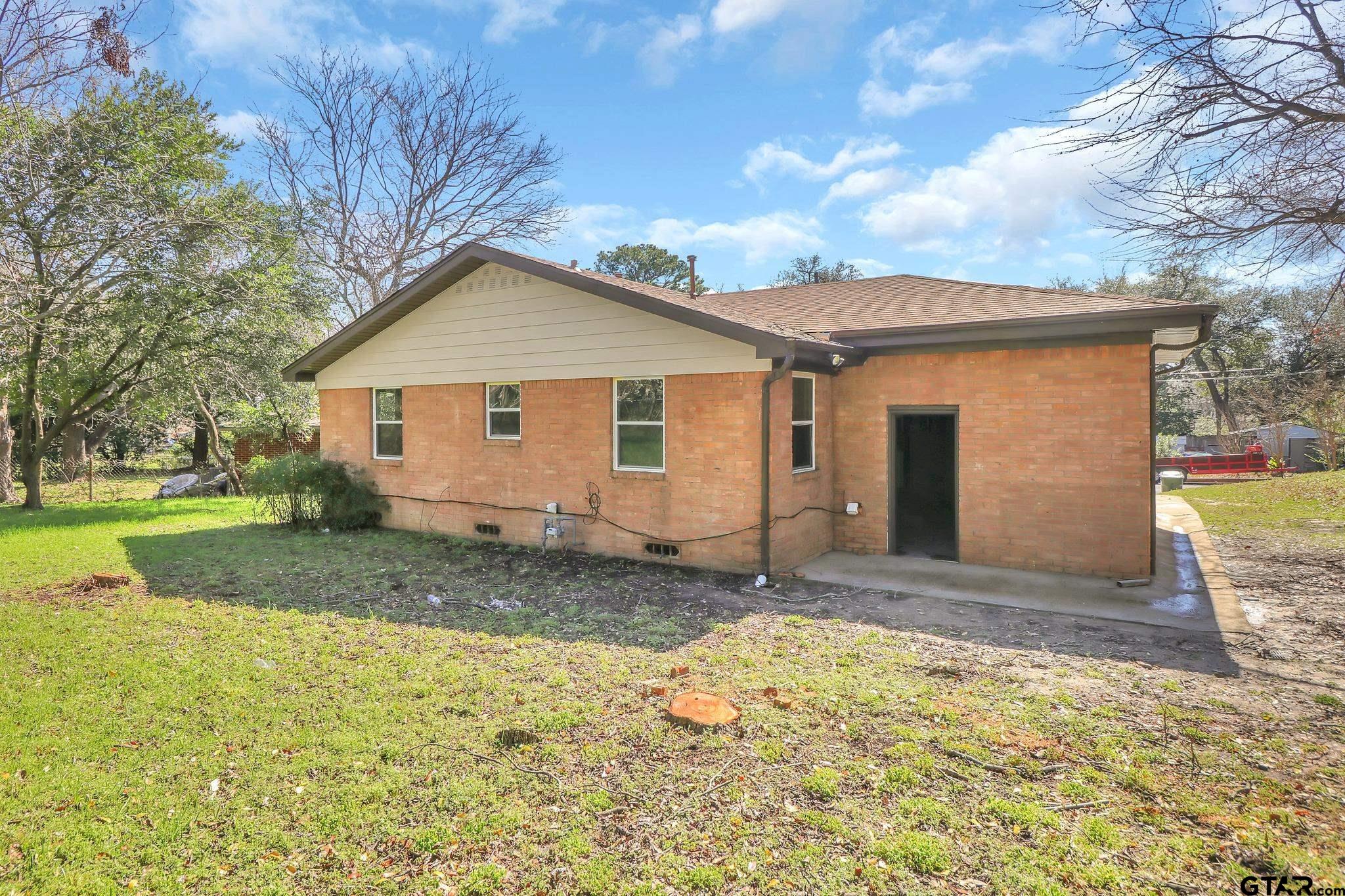 2031 Lee Street Tyler, TX 75702 - Photo 17 of 19