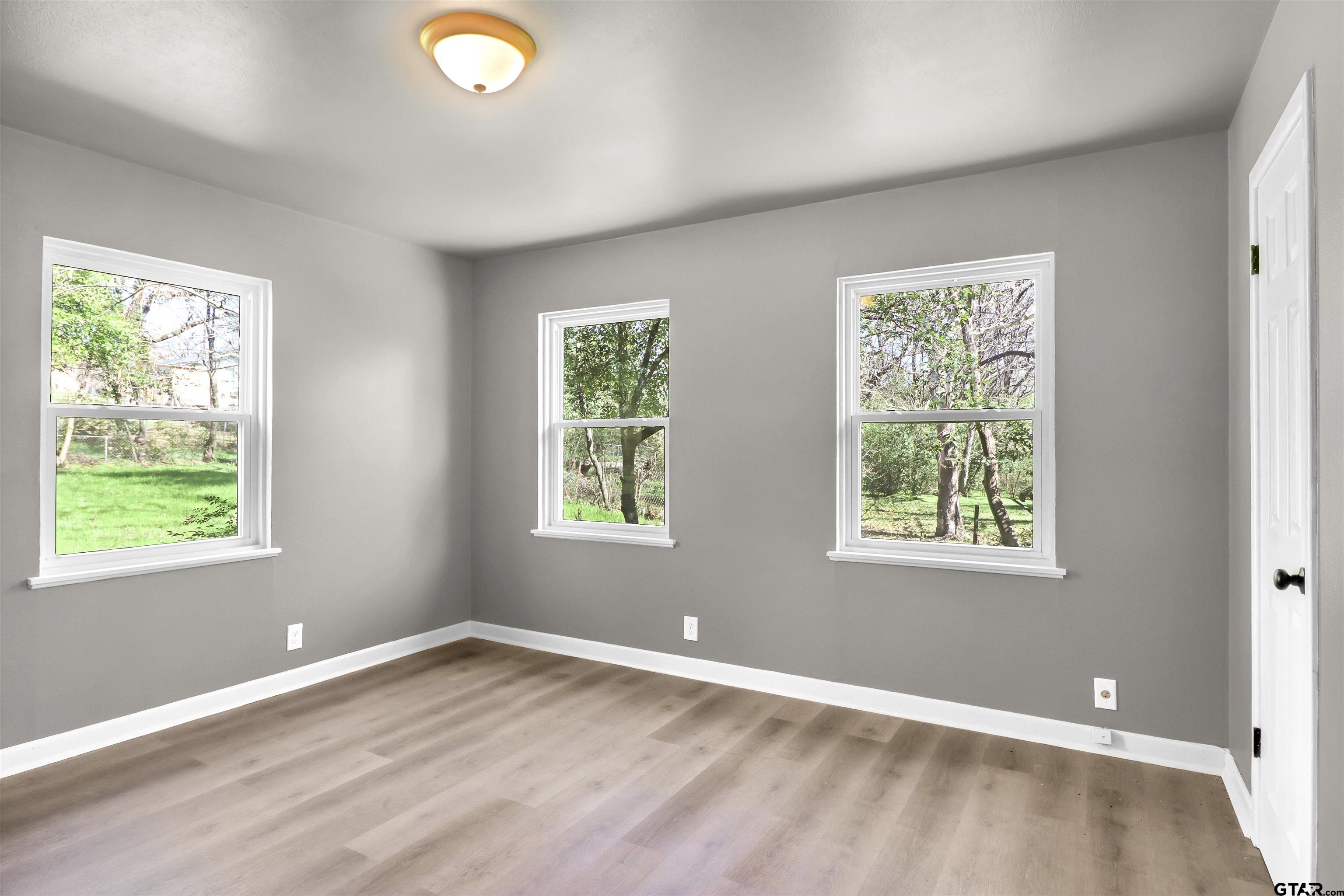 2031 Lee Street Tyler, TX 75702 - Photo 10 of 19