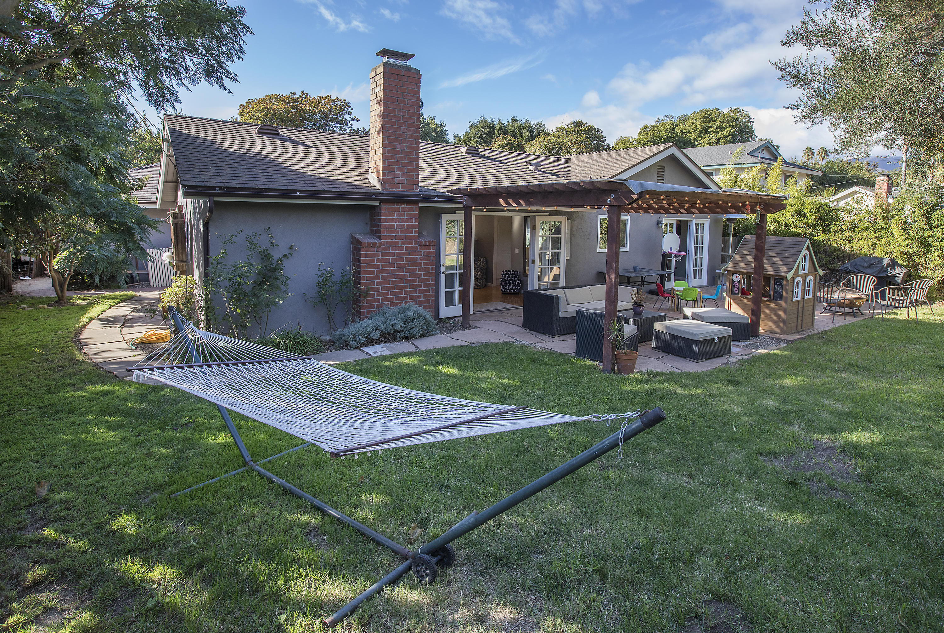 677 Ferrara Way Santa Barbara, CA 93105 - Photo 6 of 14 backyard view