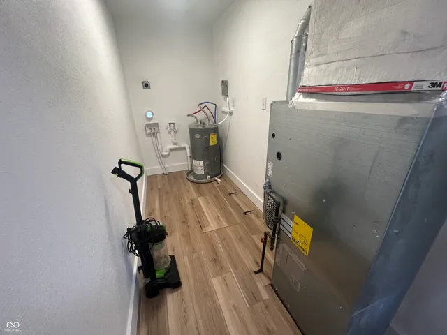 $147,700 | 2111 South I Street, Elwood, IN 46036