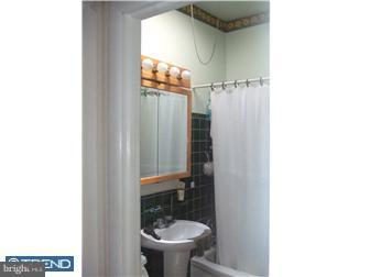 9321 Trout Road Philadelphia, PA 19115 - Photo 4 of 6