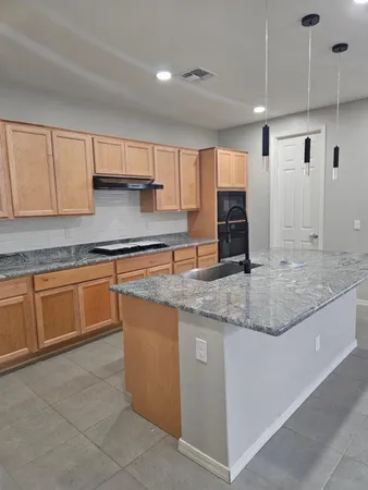 $2,150 | 15092 West Portland Street, Goodyear, AZ 85338