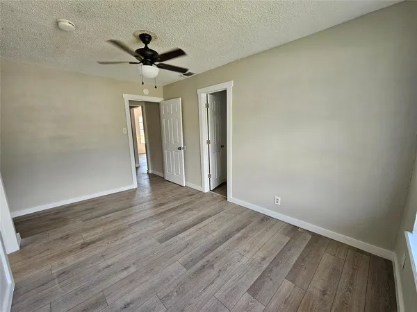 $1,750 | 605 White Street, Whitesboro, TX 76273