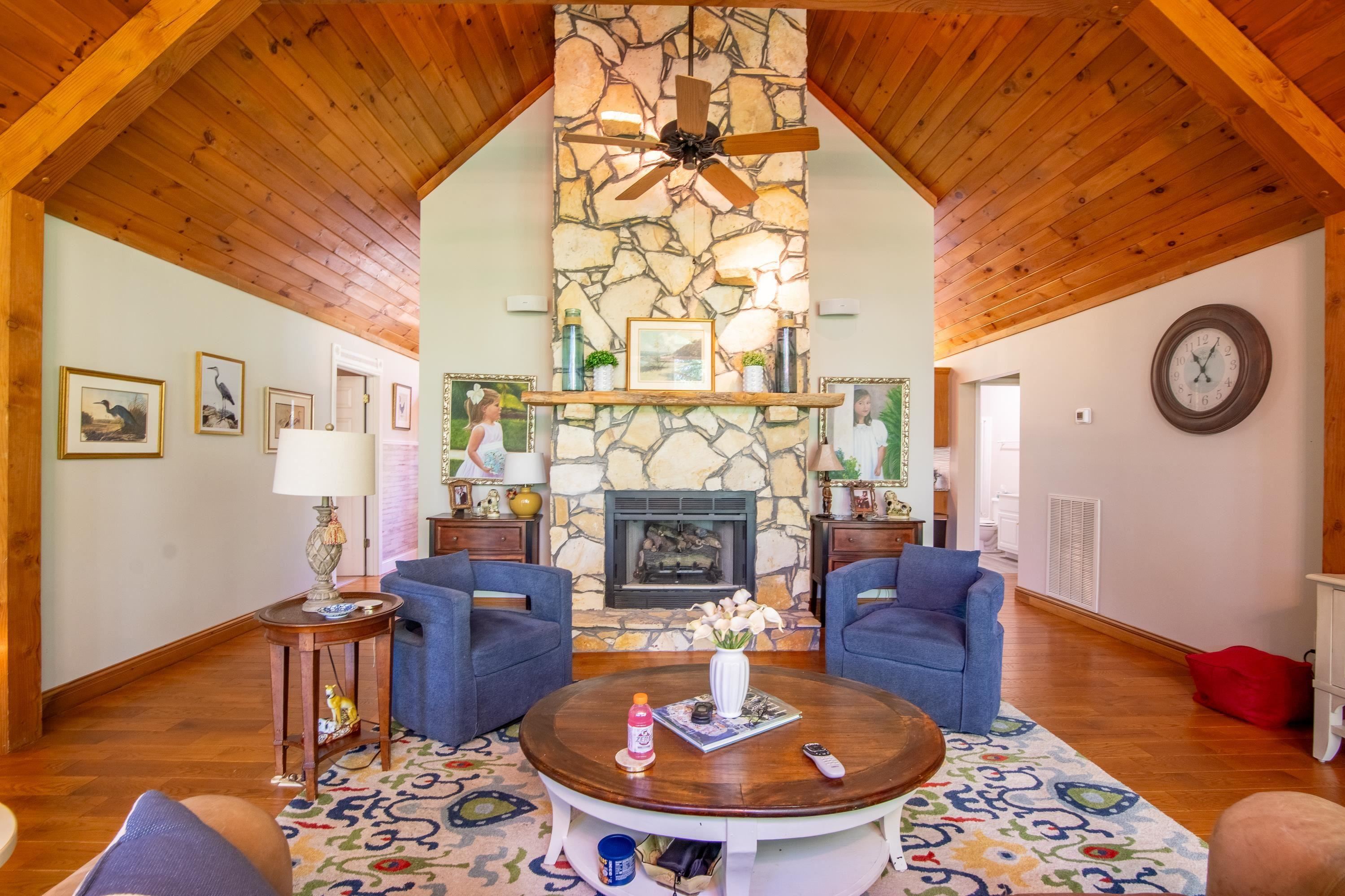 140 Ridge View Savannah, TN 38372 - Photo 6 of 36 a living room with furniture and a fireplace