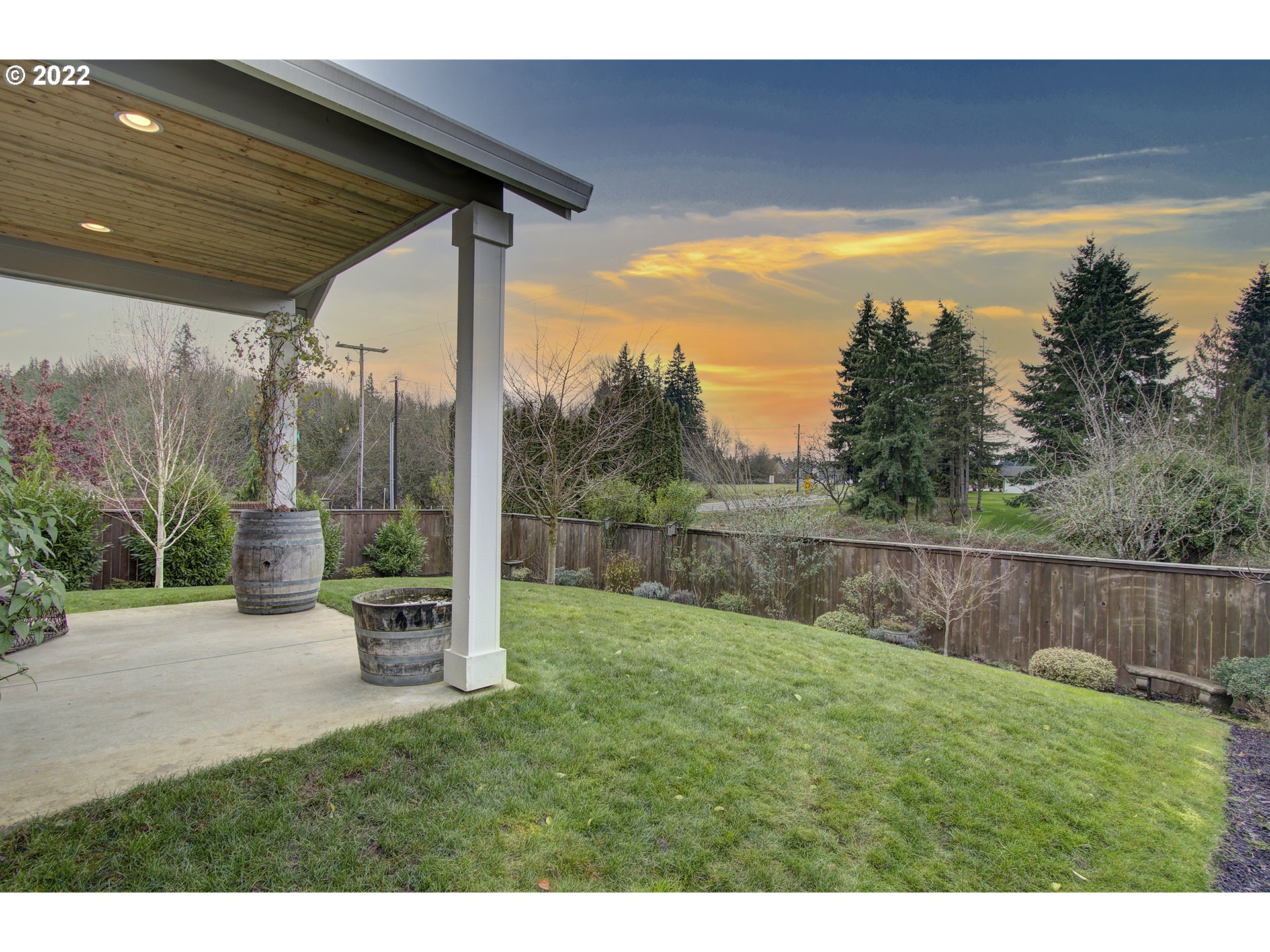 101 North 38th Place Ridgefield, WA 98642 - Photo 27 of 32 a view of back yard of the house