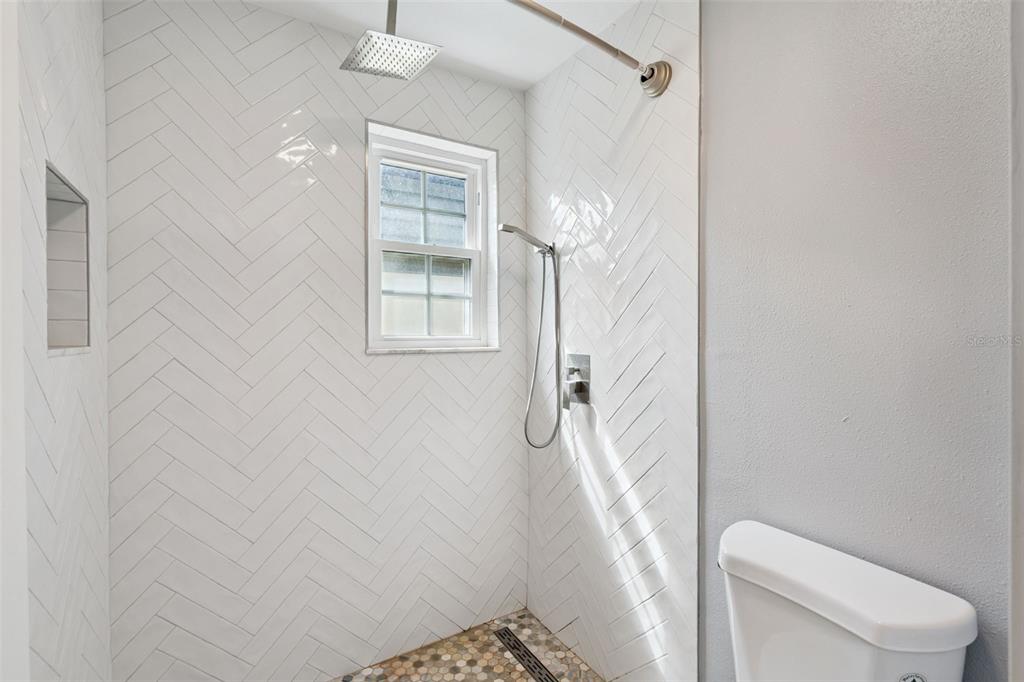1500 Gay Road, Unit 18D Winter Park, FL 32789 - Photo 17 of 30