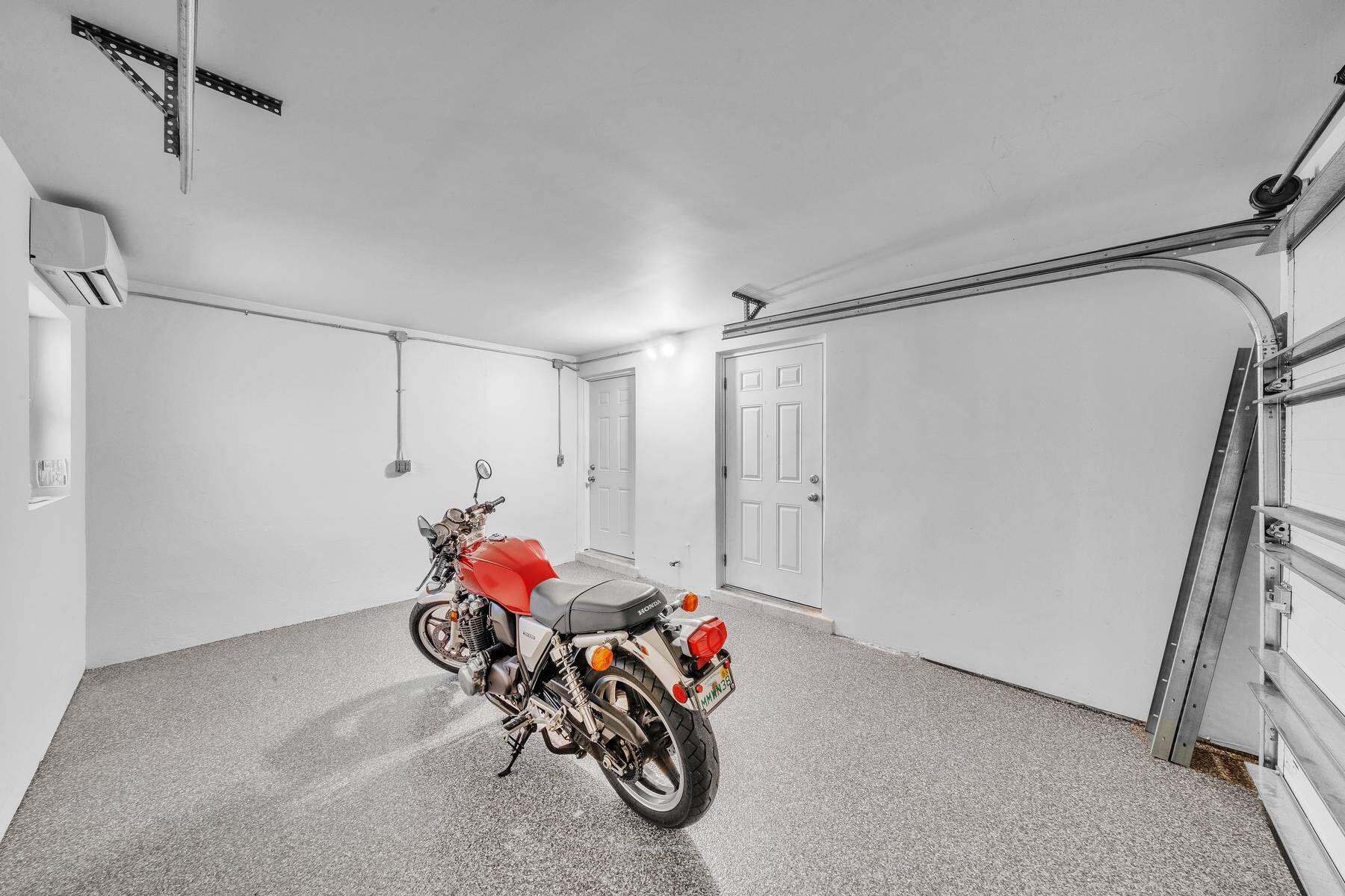 1970 Northeast 32nd Street Lighthouse Point, FL 33064 - Photo 41 of 58 Bike not included