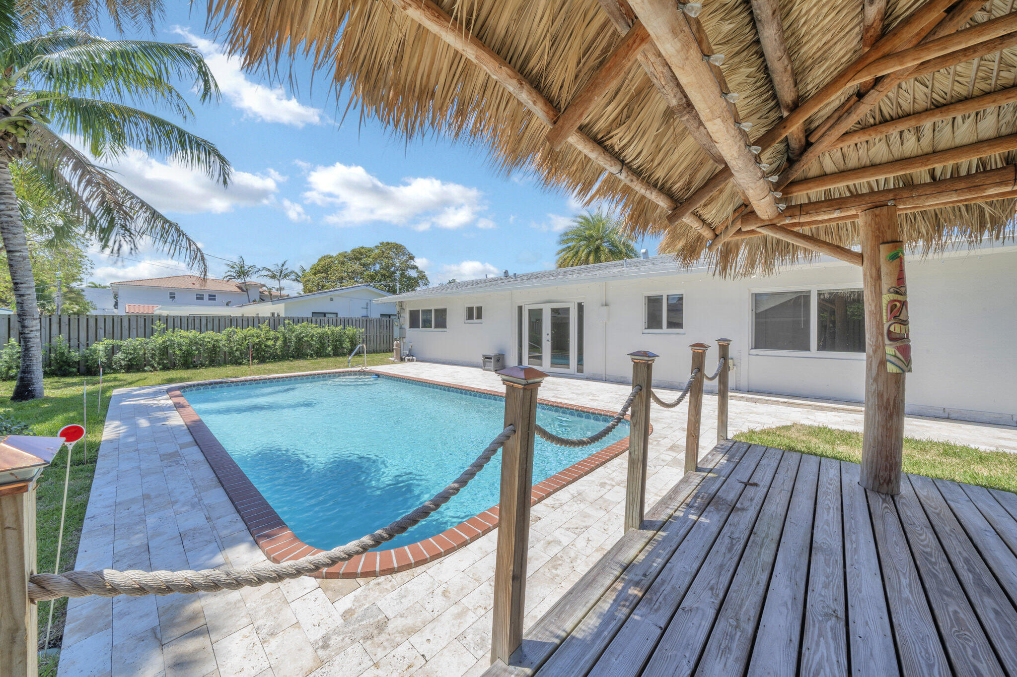 1970 Northeast 32nd Street Lighthouse Point, FL 33064 - Photo 44 of 58 5 Pool + backyard (8)