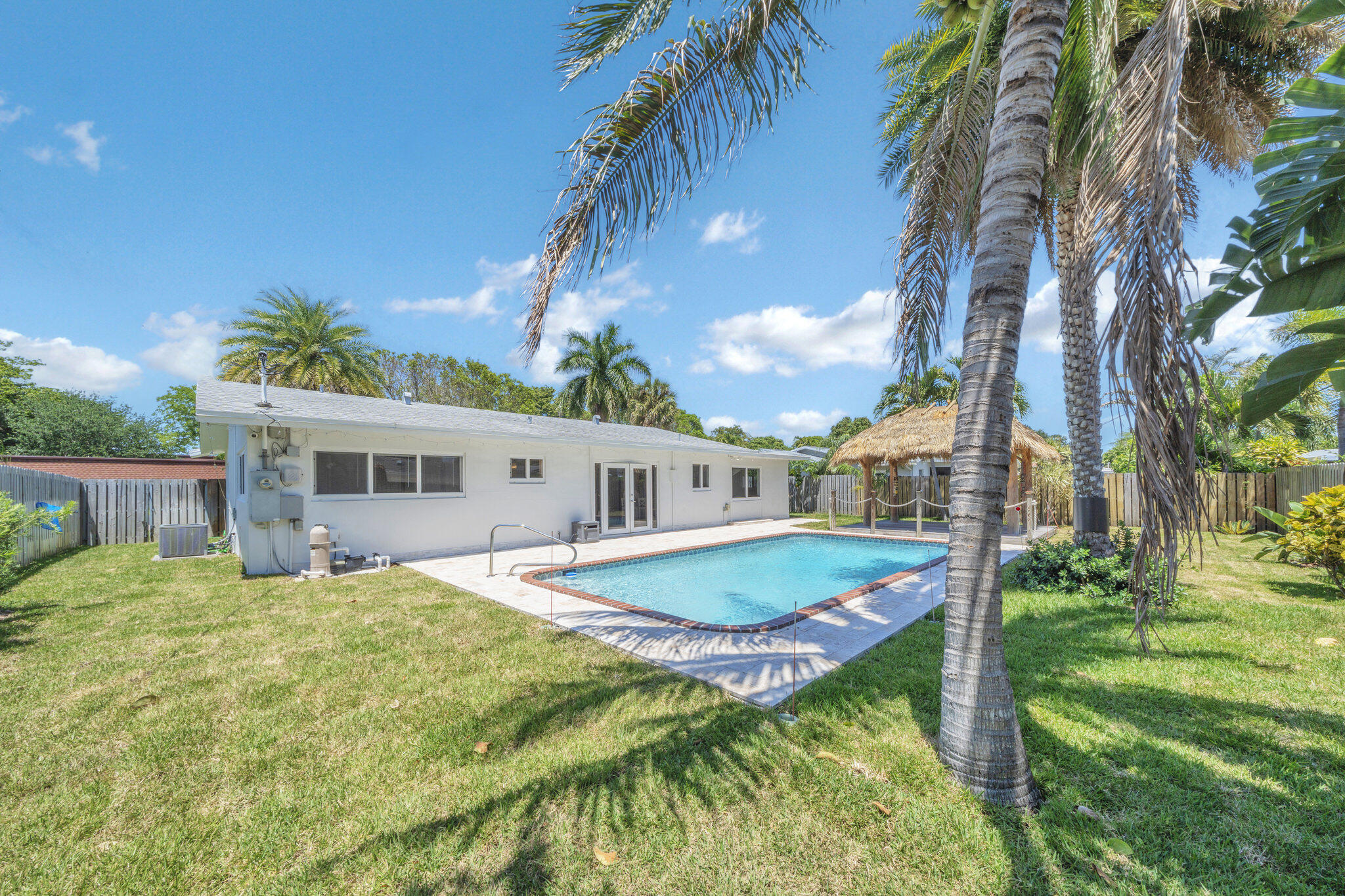 1970 Northeast 32nd Street Lighthouse Point, FL 33064 - Photo 46 of 58 5 Pool + backyard (10)