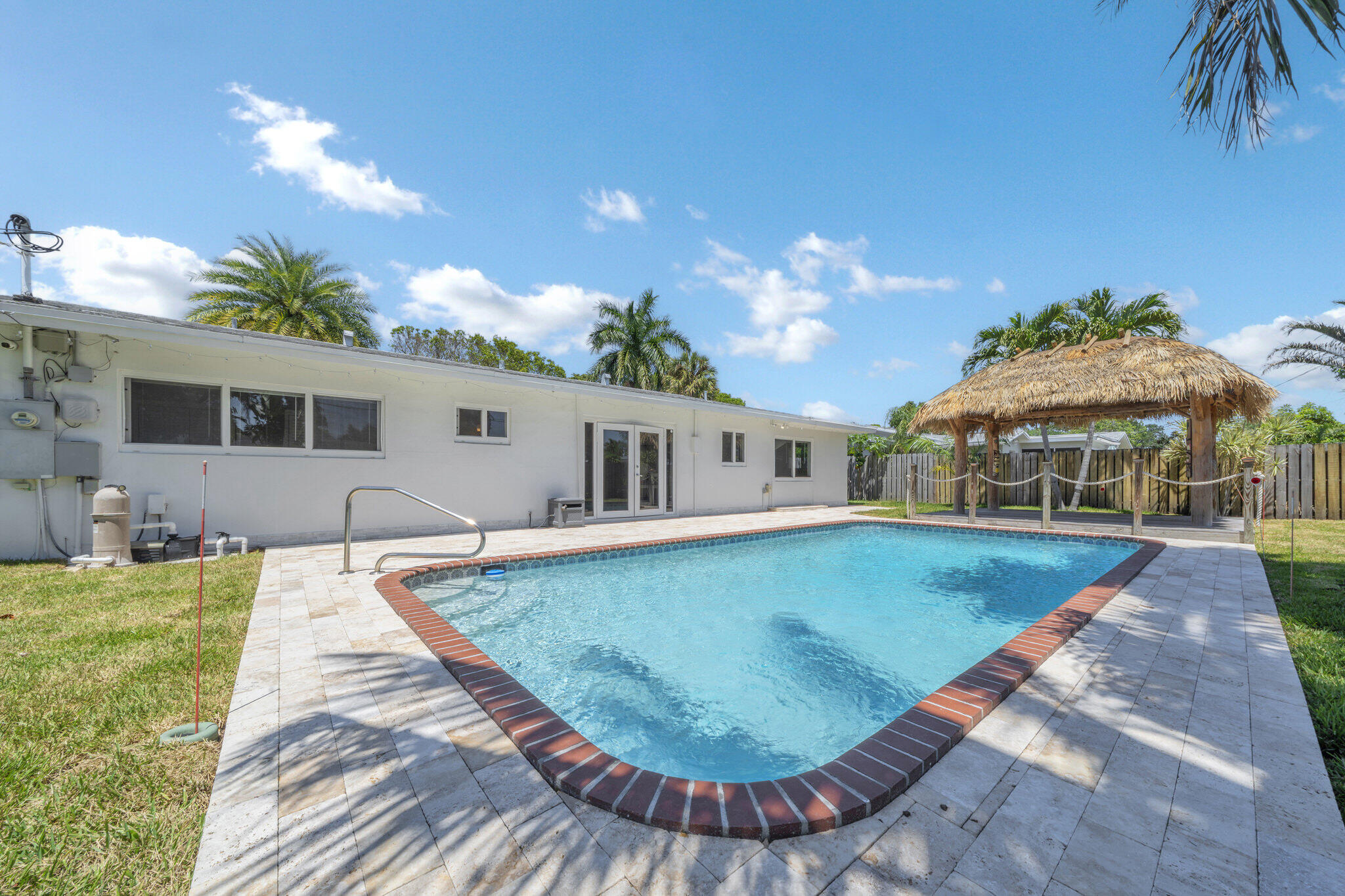 1970 Northeast 32nd Street Lighthouse Point, FL 33064 - Photo 47 of 58 5 Pool + backyard (11)