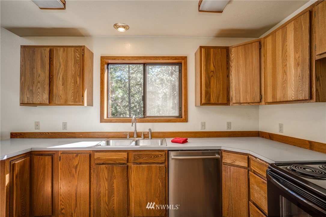 6200 Forest Ridge Drive Wenatchee, WA 98801 - Photo 11 of 24 Gallery Image 11