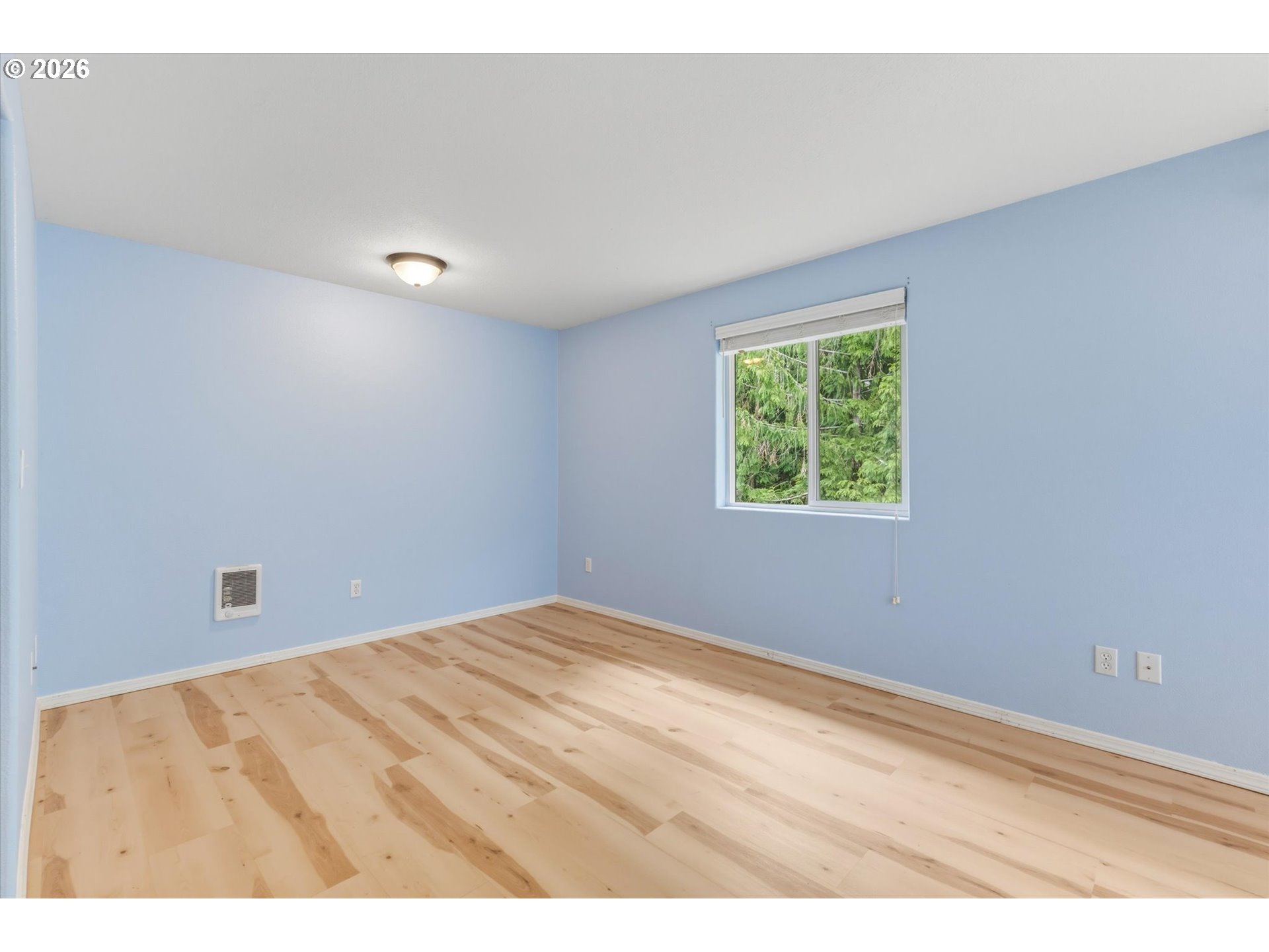 75060 Neer Way Rainier, OR 97048 - Photo 23 of 37 Living Room