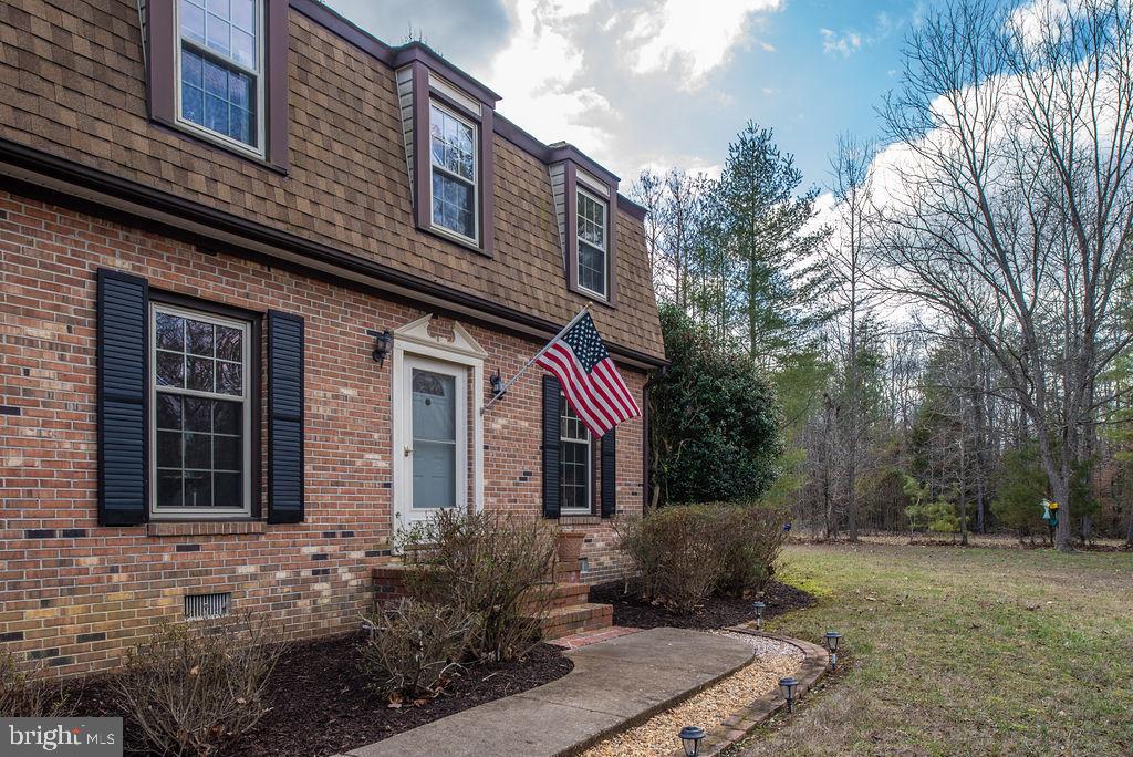 18128 Stoney Point Road King George, VA 22485 - Photo 10 of 49 Gallery Image 10