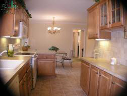 331 North Elmhill Rochester, MI 48306 - Photo 4 of 9 689974-3.JPG