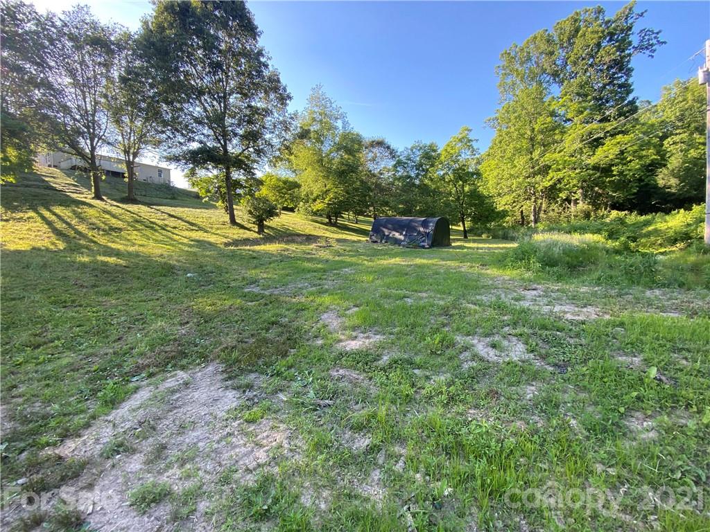 46 Austin Road Clyde, NC 28721 - Photo 18 of 20 a view of yard with green space