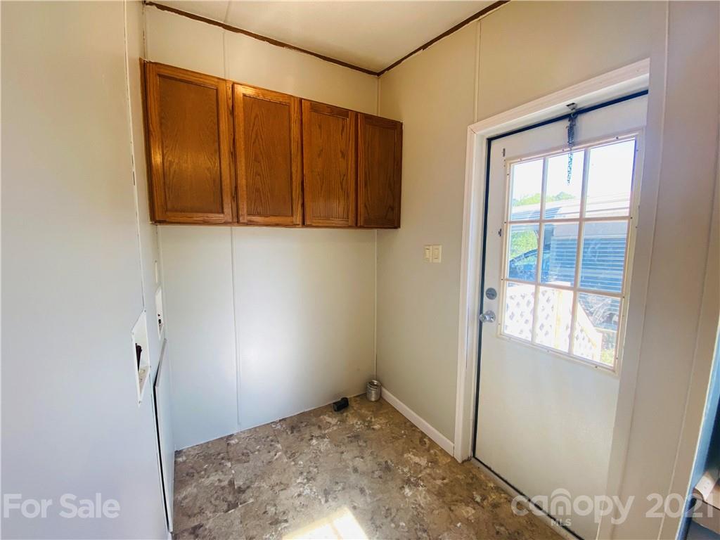 46 Austin Road Clyde, NC 28721 - Photo 7 of 20 a view of a small space