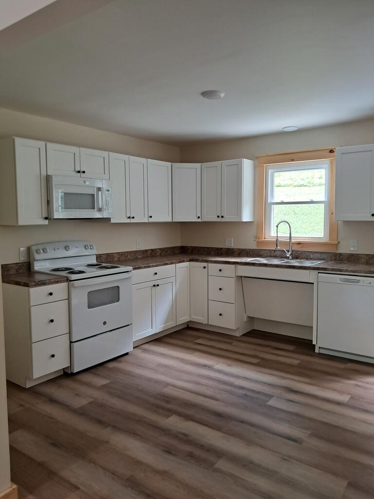 315-5 Sulphur Springs Road Chilhowie, VA 24319 - Photo 4 of 16 Gallery Image 4